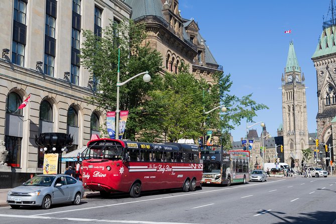 Ottawa City Tour by Land and Water - Parliament Hill, Major’s Hill Park, and the Chateau Laurier view