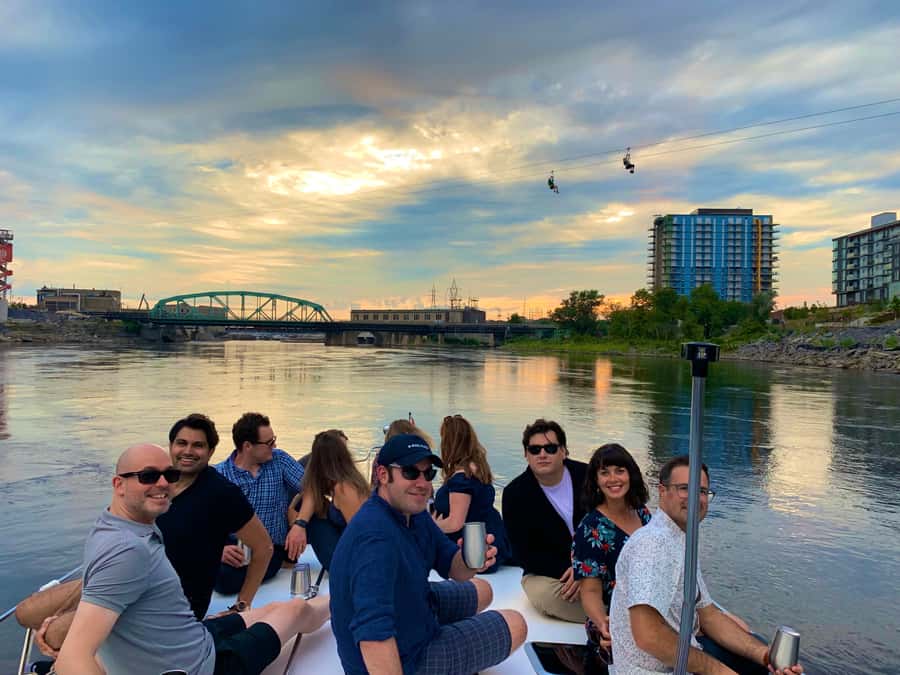Ottawa: Downtown Yacht Cruise - Wed-Sun @ 6PM - 75 Minutes - Drinks, Food, and the Real Meaning of the $90 Price