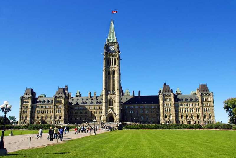 Ottawa: Private Walking Tour with a Local - Languages and the small comfort details that matter
