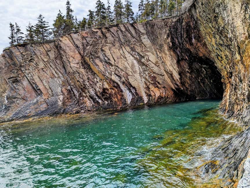 Peggy’s Cove, Lunenburg & 2 Hidden Gems – Full Day Tour - BernArt Maze: an art break you actually finish