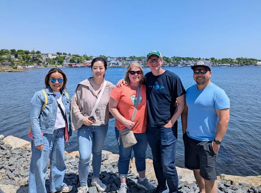 Peggy’s Cove, Lunenburg & 2 Hidden Gems – Full Day Tour - Why the small-group format matters more than you think