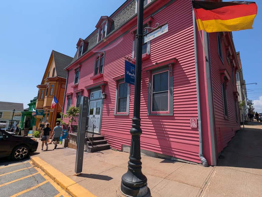 Peggy’s Cove, Lunenburg & 2 Hidden Gems – Full Day Tour - Transport timing, motion sickness, and the real-world ride