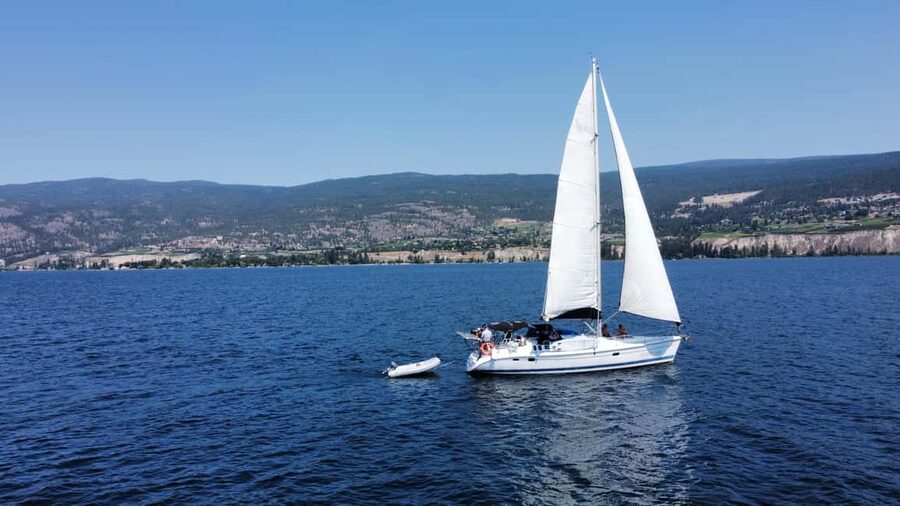 Penticton Okanagan Lake: Sailing Tour - Naramata Bench views and parks: why seeing wineries from the water changes everything