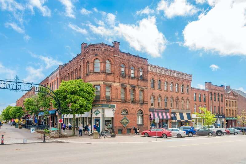 Prince Edward Island: Guided Tour with Anne of Green Gables - The Van Ride Advantage: Pickup, Comfort, and Being Able to Focus