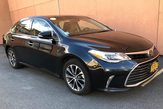 Private Arrival Transfer from Vancouver Airport (YVR) - Vehicle, luggage, and how the group pricing really works