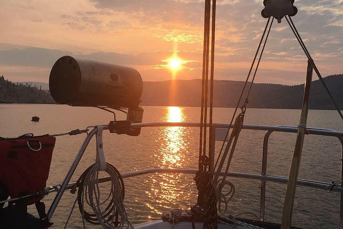 Private Kelowna Sailing Cruise on Okanagan Lake - Wildlife spotting: small moments that make the lake feel alive