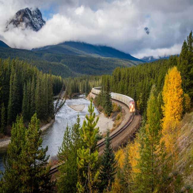 Private Tour: Banff, Moraine Lake, Lake Louise & Beyond - Expert guide storytelling, and the small tips that save your time