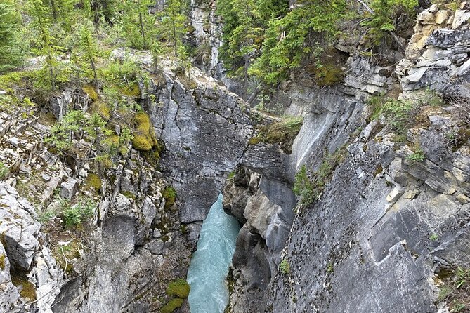 Private VIP Tour in Lake Louise, Moraine and Hidden Gems - Johnston Canyon Lower Falls: the day’s best on-foot segment