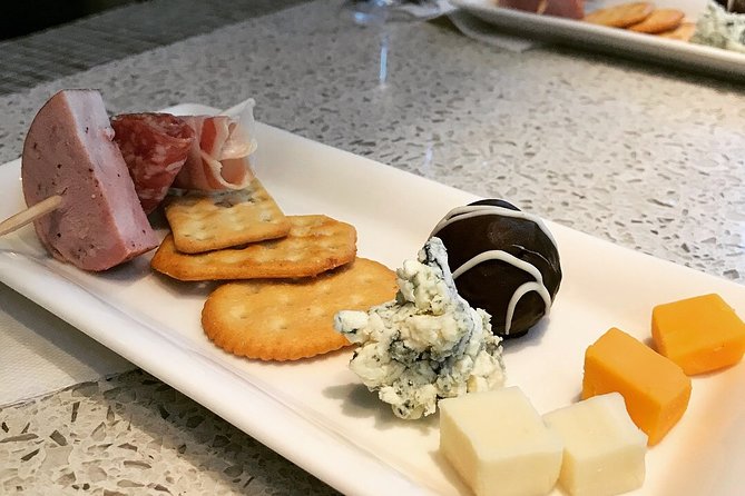Private Wine & Charcuterie Tour (Customizable) - Guides and pacing: what to expect from your day