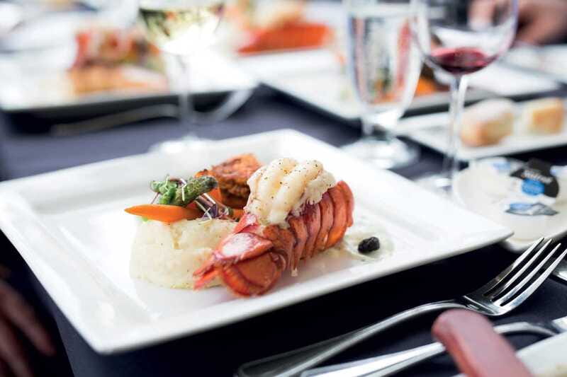 Québec City: 3 or 5-Course Dinner Cruise with DJ & Dancing - DJ and Dancing Under the Stars: Fun Energy, Real Considerations
