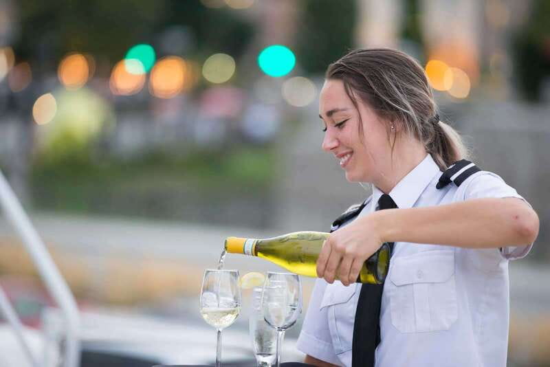 Québec City: 3 or 5-Course Dinner Cruise with DJ & Dancing - Where You Board at Chouinard Pier, and How to Avoid Stress