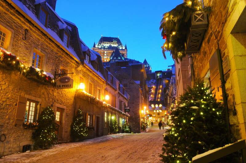 Quebec City: Christmas Magic Walking Tour in Old Quebec - Old Quebec, Wrapped in December Stories