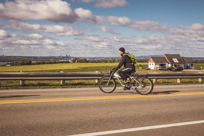 Quebec City: Electric Bike Rental on Ile d'Orléans - Village and countryside stops: what to expect between the big highlights