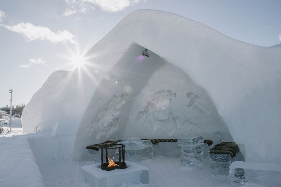 Quebec City: Hôtel de Glace (ice hotel) Overnight Experience - Price and value for a 1-night ice hotel stay