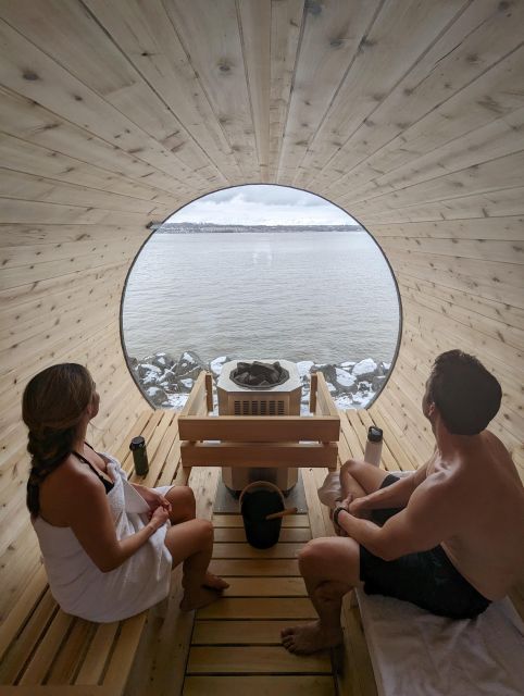 Quebec City: Ice Canoeing with Hot Chocolate & Sauna - What to pack so cold stays in its place