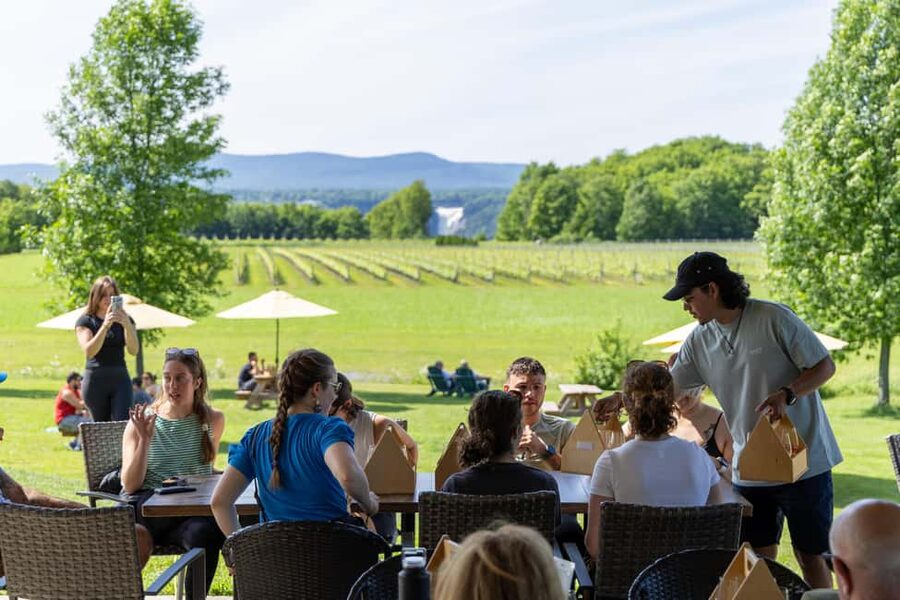 Quebec City: Ile d'Orléans Guided E-Bike Tour with Tastings - Stop by stop on Chemin Royal: scenery, snacks, and story beats