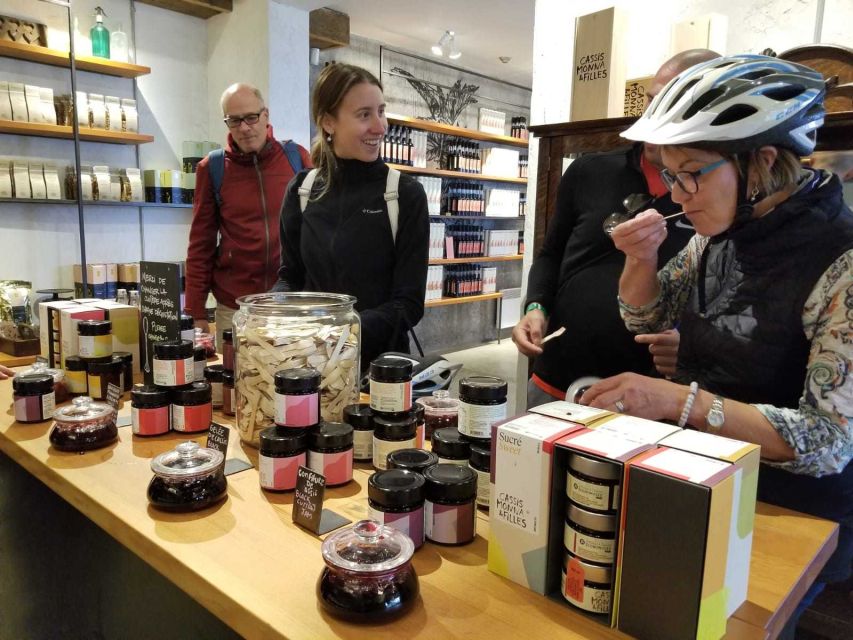 Quebec City: Ile d'Orléans Guided E-Bike Tour with Tastings - Chocolaterie in St. Petronille: Belgian chocolate and big river views
