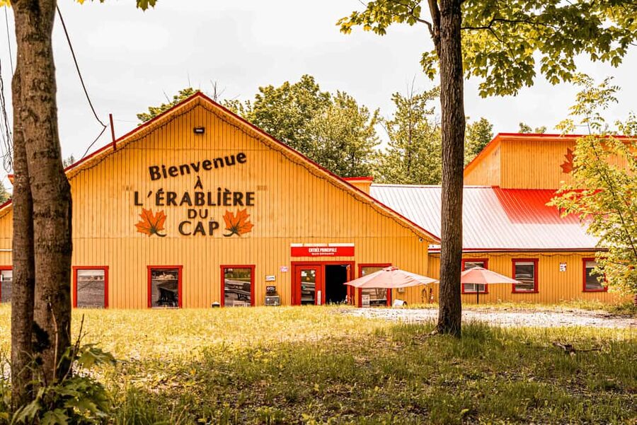 Quebec City (Lévis): self-guided sugar shack tour + meal + maple taffy - Sugar Shack Feast: Baked Beans, Ham, Omelette, Criss Ears, and More