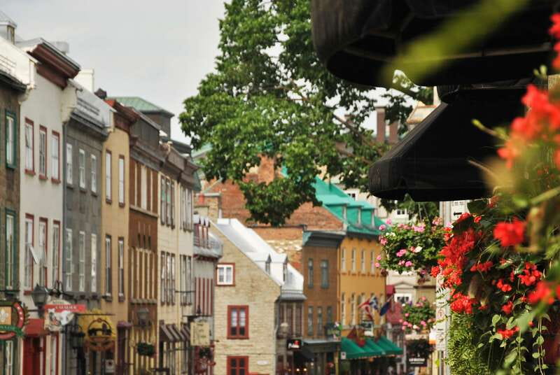 Quebec City: Old Quebec Historical Walking Tour - Château Frontenac access: rare interior views, plus the exterior wow-factor