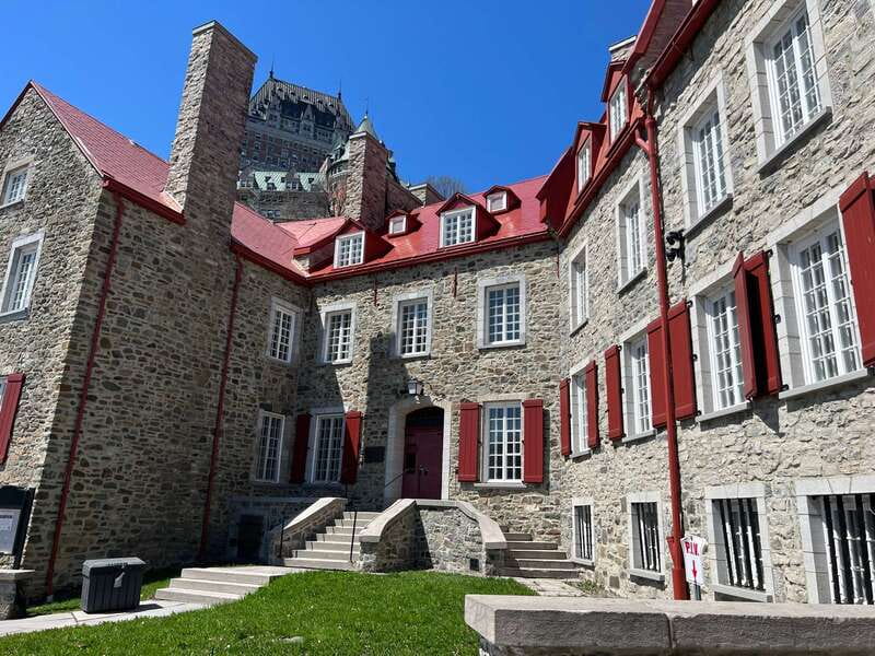 Quebec City's History in Virtual Reality - Who should book this VR history tour