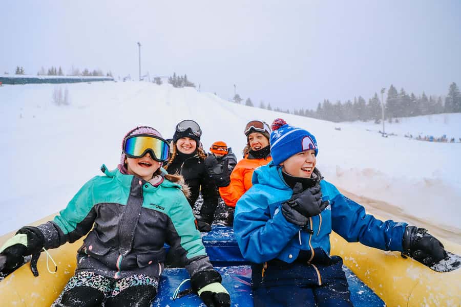 Quebec City: Snow Tubing at Village Vacances Valcartier - Valcartier’s snow tubing style: a full winter playground, not a one-off ride