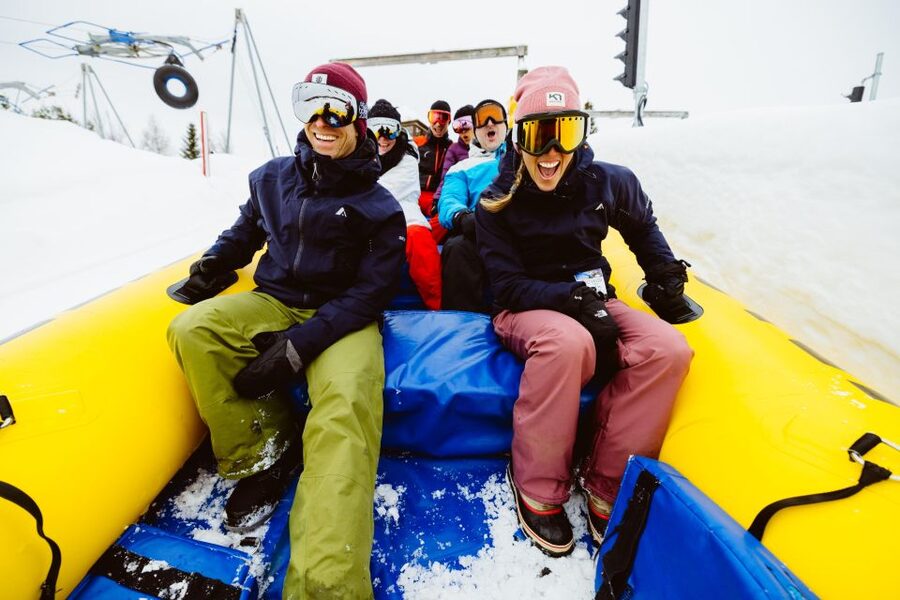 Quebec City: Snow Tubing at Village Vacances Valcartier - The Himalaya summit runs: where speed and steepness meet