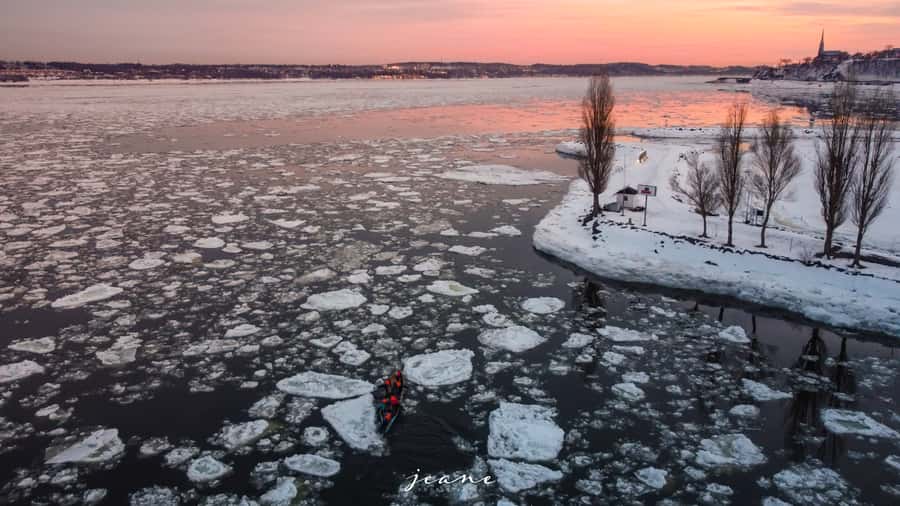 Quebec City: Sunset Ice Canoe Experience with Sauna - Quick hits you will actually care about