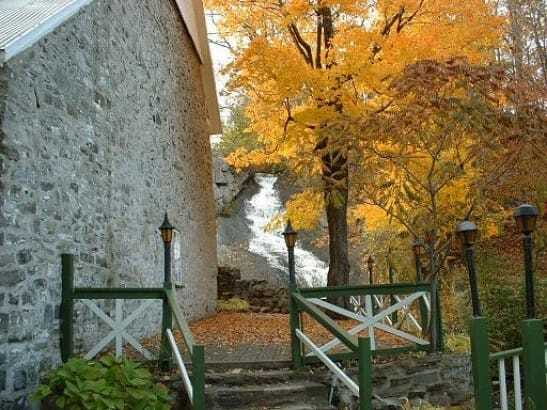 Quebec: City Tour, Montmorency Falls & Île d'Orléans Tour - Value Check: What $71 Gets You (and When It Makes Sense)