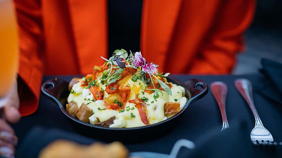 Québec City: Weekend River Brunch Cruise - Practical tips: seats, decks, and how to avoid small annoyances