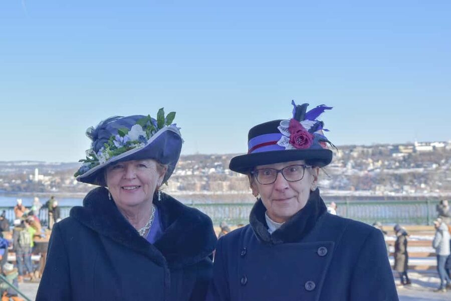 Quebec City: Winter Walking Tour in Old Quebec - Château Frontenac: the famous hotel, explained like a city landmark