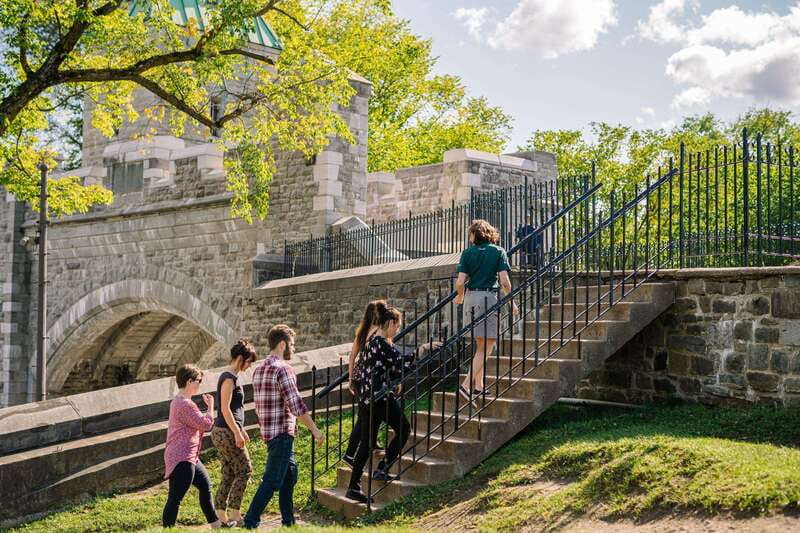 Québec: Fortifications-of-Québec Guided Walking Tour - Timing the Artillery Park Access: Open Dates and What Your Ticket Covers