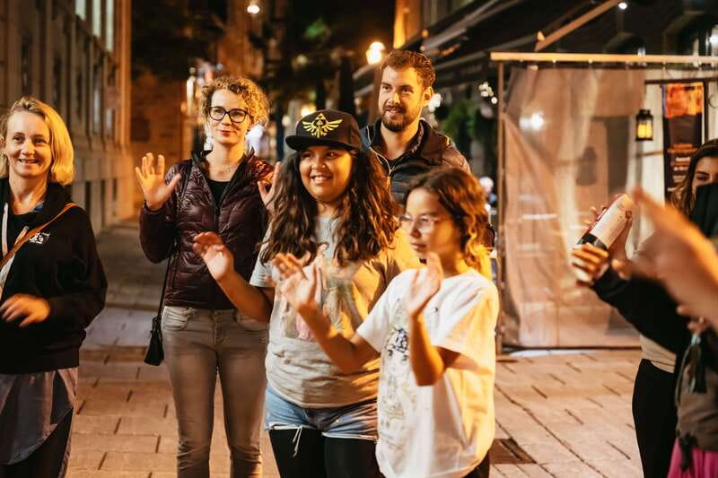 Quebec Interactive Street Theatre: "Crimes in New France" - Ten criminal ghosts, lively acting, and real group energy