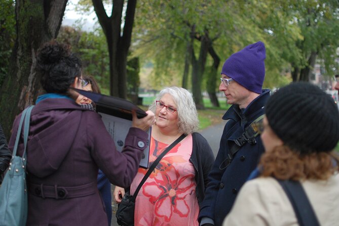 Rabbis, Writers and Radicals: Montreal Jewish History Walking Tour - Who this tour is best for