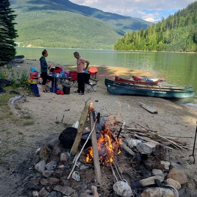 Revelstoke: Guided Canoe Tour with Snacks - Revelstoke canoeing on glacier-fed water, with real instruction