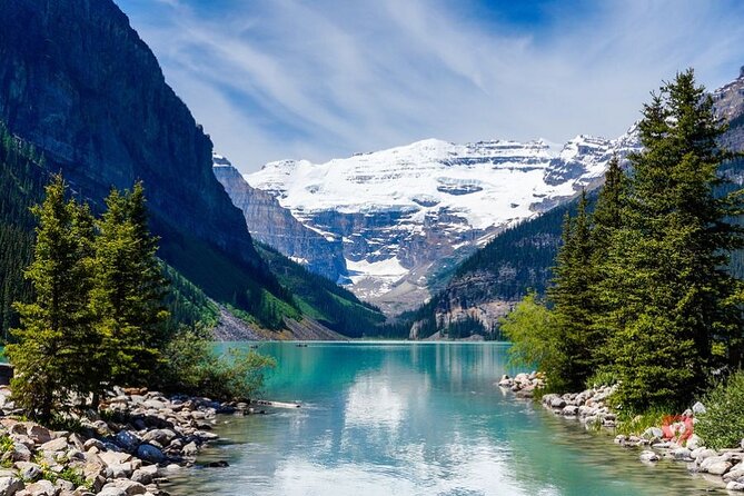 Self-Guided Audio Tours for the Canadian Rockies - Lake Louise and the Weeping Wall: iconic photos plus seasonal drama