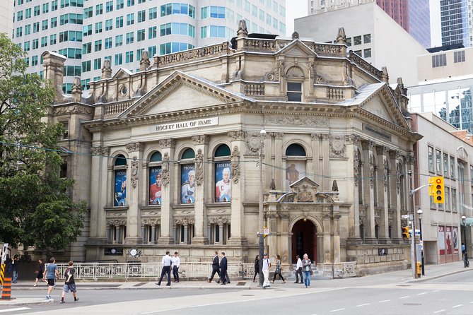 Show me the City! A Small Group Walking Tour of Toronto - Who should book this tour, and who should skip it