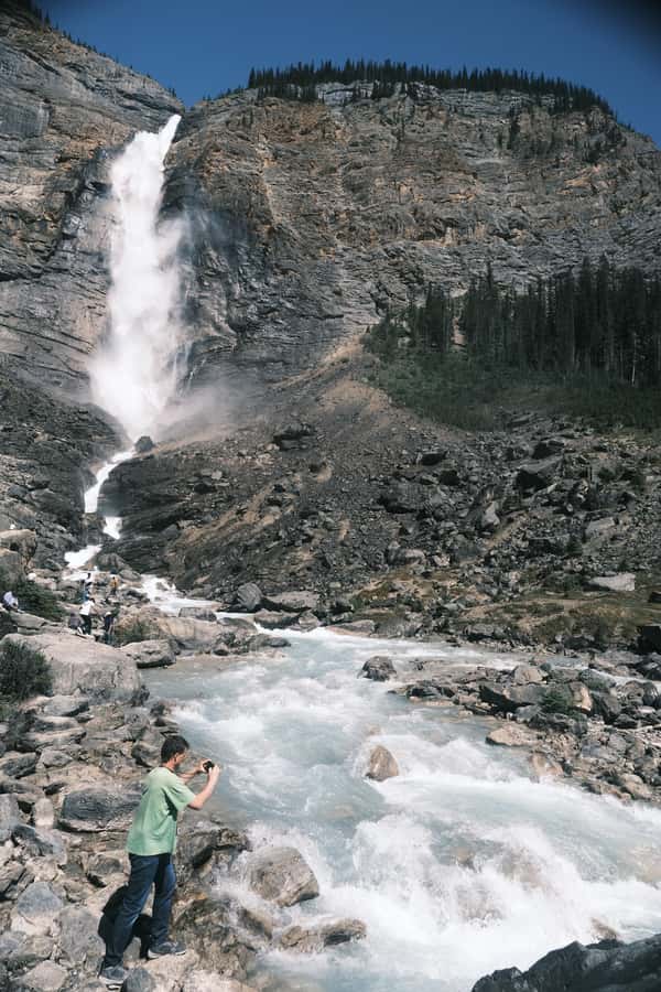 Small Grp: Emerald Lake (Optional Canoe) & Takakkaw Falls - Small group comfort: air-conditioned van, Starlink access, and Wi-Fi