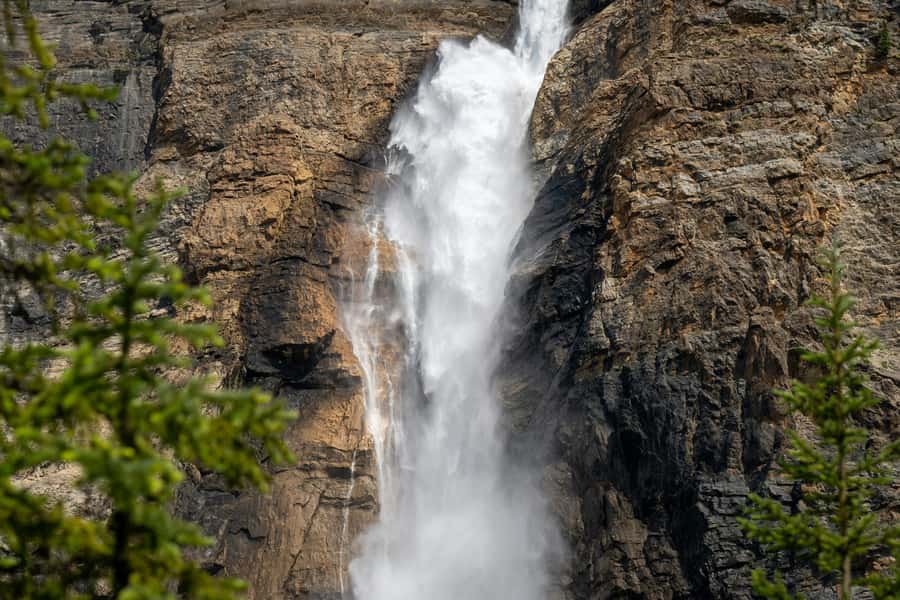 Small Grp: Emerald Lake (Optional Canoe) & Takakkaw Falls - Guides and the day’s tone, why Travis comes up again and again