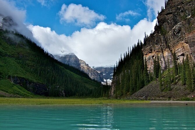 Smartphone Audio Driving Tour between Lake Louise and Calgary - Small Risks Worth Knowing Before You Download