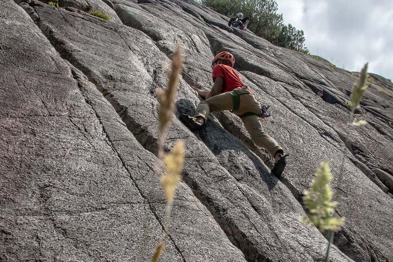 Squamish: Rock Climbing Beginner Experience - Gear and safety: what you get, and what it means for you