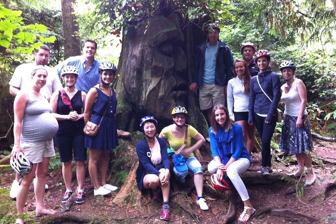 Stanley Park & Downtown - Vancouver Bike Tours - Cycling the World-Famous Seawall: Long Views, Clear Boundaries, Real Ease