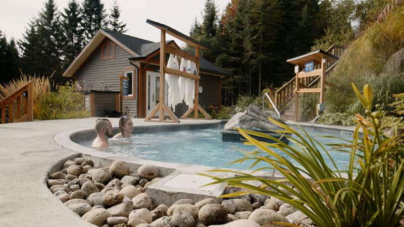 Stoneham: Nordic spa Thermal Experience - River access: a bracing cooldown and a unique Quebec memory