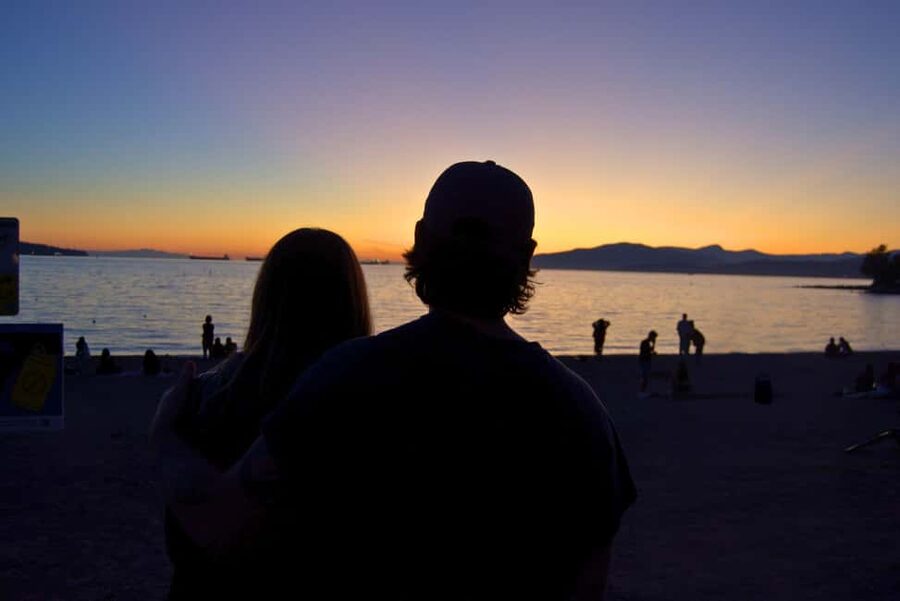 Sunset Bus Tour: Stanley Park & English Bay Photostops - Price and Value: When $31 Feels Fair