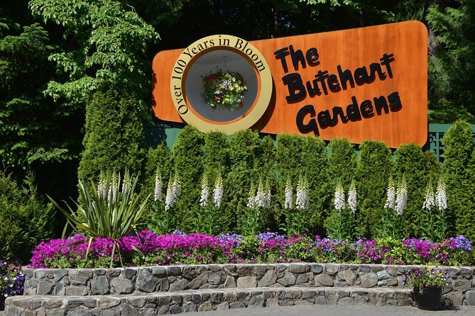 The Butchart Gardens Express Shuttle from Downtown Victoria - The 35-minute ride: what you actually gain on the way