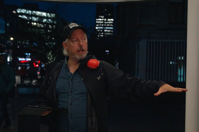 The Haunting of Vancouver Film Tour - Where you meet matters: Vancouver Art Gallery plaza and the Orange Umbrella