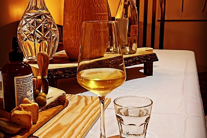 The Toronto Wine Salon - A Salon-Style Wine Tasting in Toronto, Built for Conversation