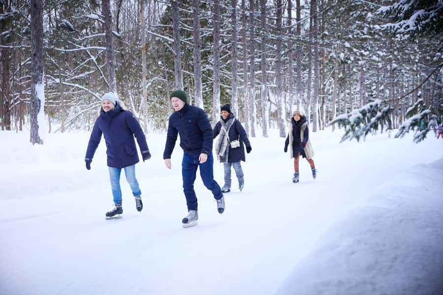 Toronto: Blue Mountain Ski & Snowboard Shuttle Day Trip - Who This Shuttle Works Best For