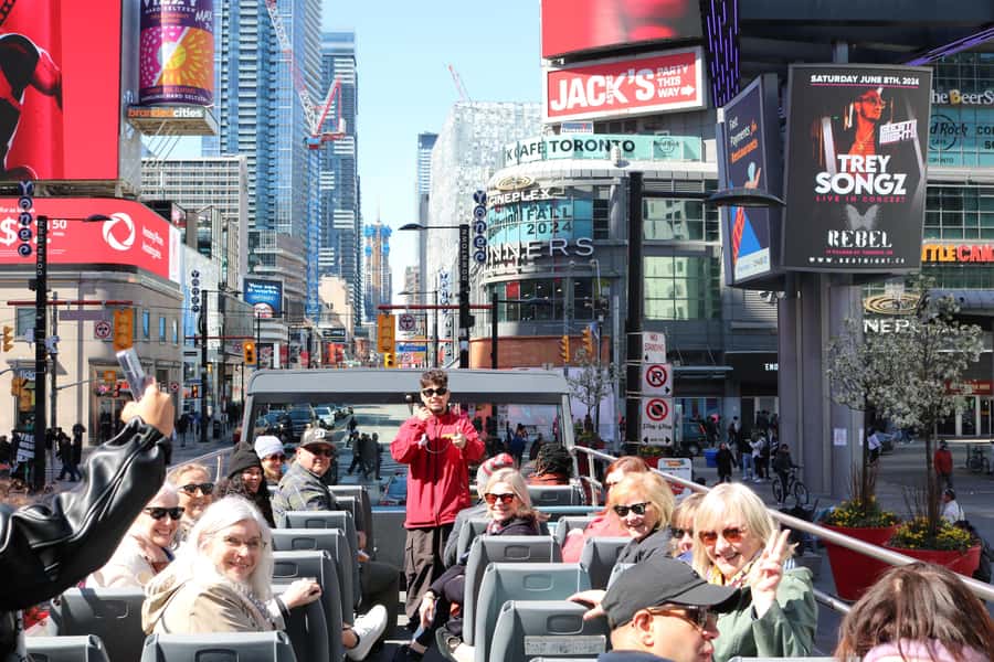 Toronto City Tour: 2-Hour Open-Top Experience - Getting on at Yonge-Dundas Square, and what you’ll notice first