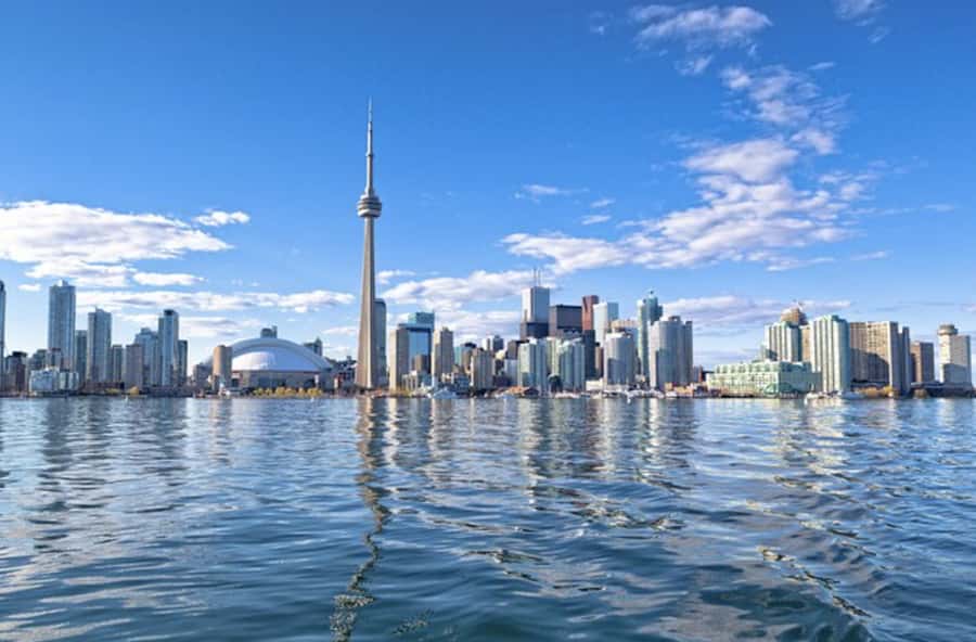 Toronto: Father's Day Premier Cruise with Brunch or Dinner - Toronto Harbour Father’s Day cruise, with skyline time and a real buffet