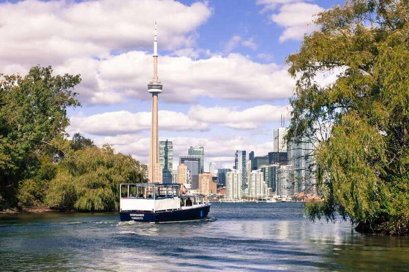 Toronto: Harbor and Islands Sightseeing Cruise - Live narration that sounds like local life, not a script read aloud